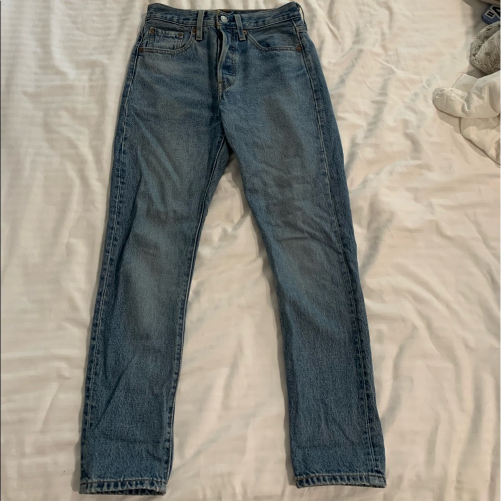 Levi 501 original size 24